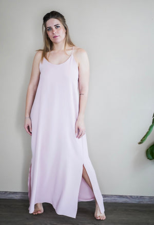 Bild in Slideshow öffnen, Spaghettiträger Kleid
